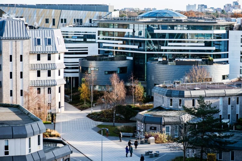 Campus-Exterior-rooftop