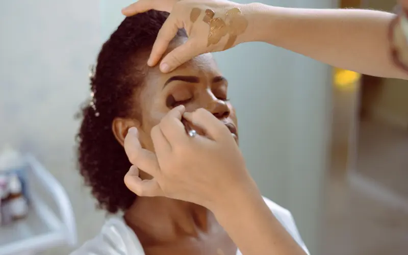 Advanced make-up, hair & prosthetics